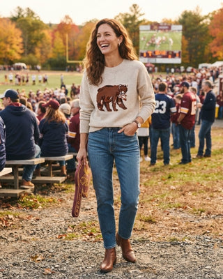Fishing Bear Crew Neck Sweater / Cream