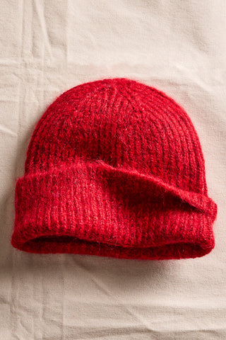 Frostline Beanie / Red