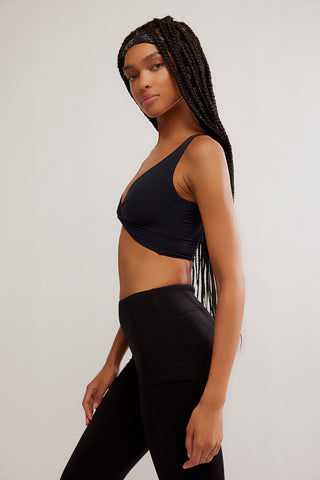 Never Better Twist Crop / Black