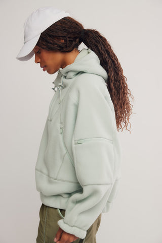 Wild and Free Fleece Pull / Green Tea