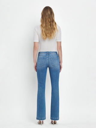 Mid Rise Bootcut Seamless Waist / Classic Wash