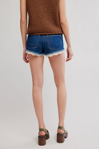 Cali Lace Short / That Girl