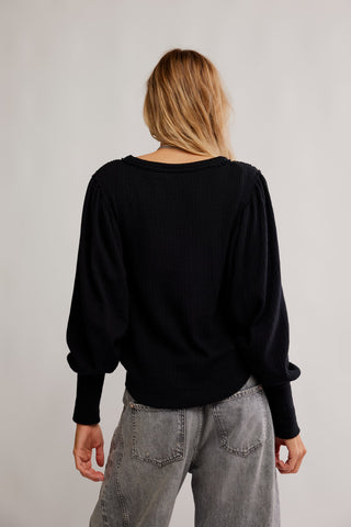Quinn Knit Top / Black