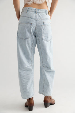 Minimalist Moxie / Washed Railroad