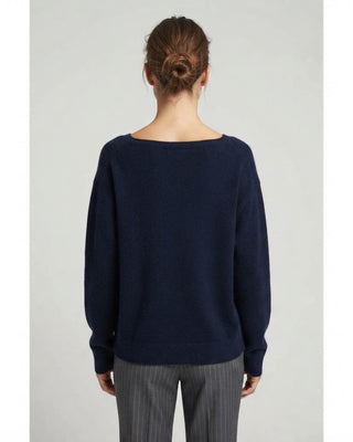 Bailey Boat Neck Pullover / Navy