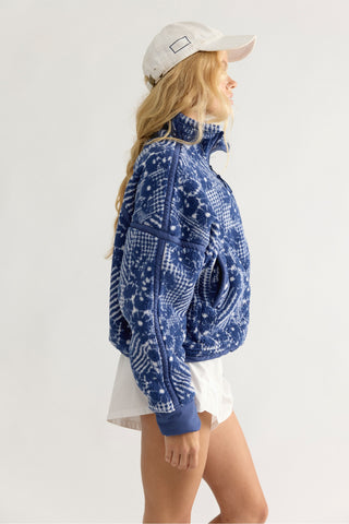 Printed Mountain / Mod Dot w/ True Navy
