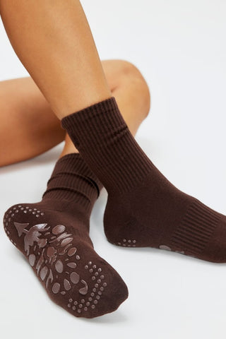 Total Buti Pilates Sock / Chocolate