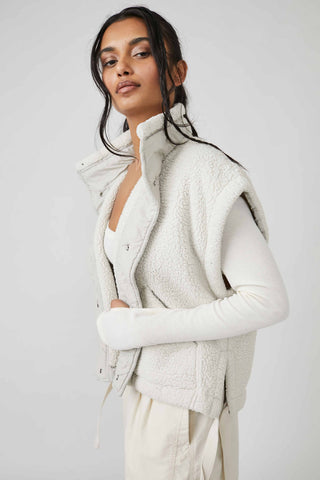 Scout It Out Vest / Birch Tree