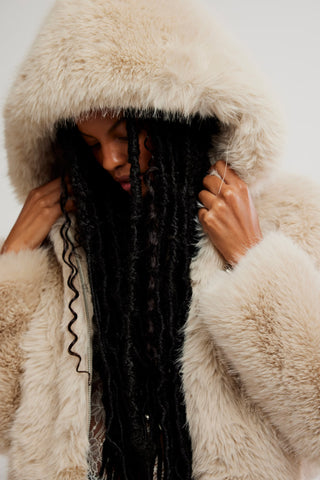 Louder Please Fur / Ivory