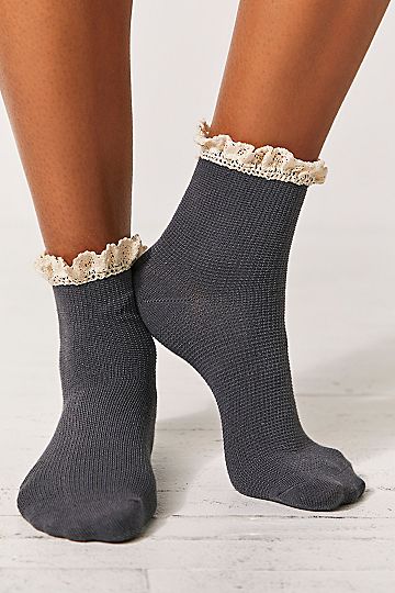 Load image into Gallery viewer, Beloved Waffle Knit Ankle Shark
