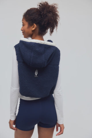 Sky High Fleece Vest / Navy W/ Moonglow Com
