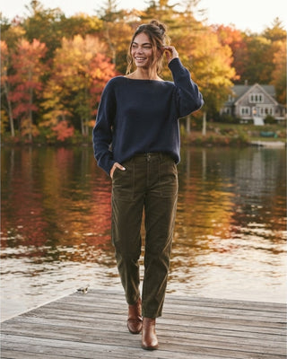 Bailey Boat Neck Pullover / Navy