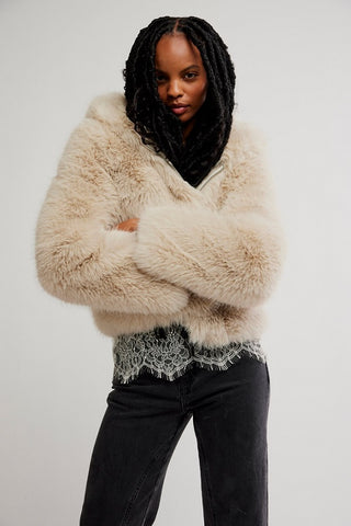 Louder Please Fur / Ivory