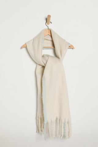 Winter Chill Blanket Scarves / Ivory