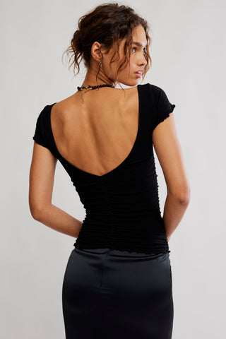 Little Extra Tee / Black