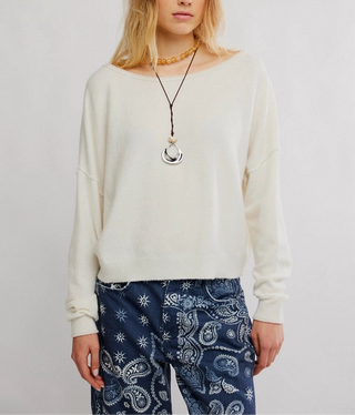 See Me Pullover / White Combo