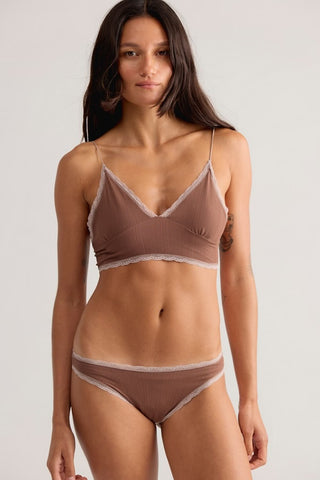 Hometown Micro Rib Triangle / Deep Taupe