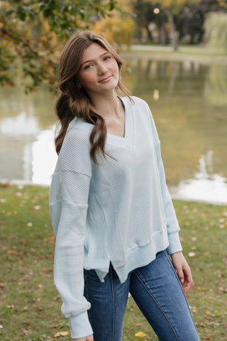 Waffle V Neck / Sky Blue