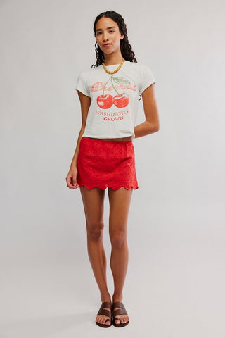 Eyes On You Skort / High Risk Red