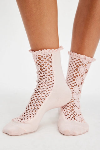 Rubies Crochet Socks / Strawberry