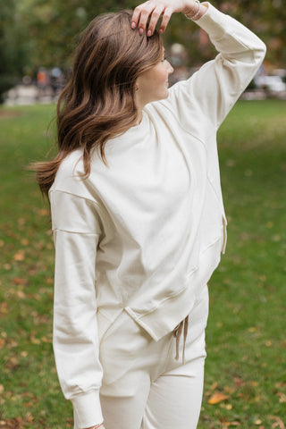 Notched Hem Sweatshirt / Ivory