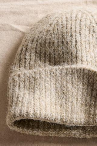 Frostline Beanie / Ivory