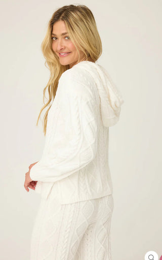 Solid Hoodie Cozy Chenille Cable Knit / Ivory