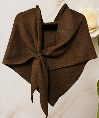 Cashmere-Blend Knit Triangle Shawl / Caramel