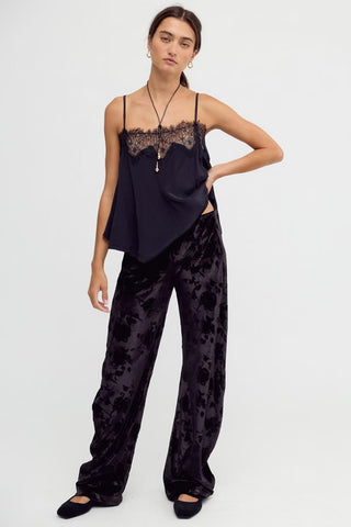 Radiance Velvet Pull On / Black