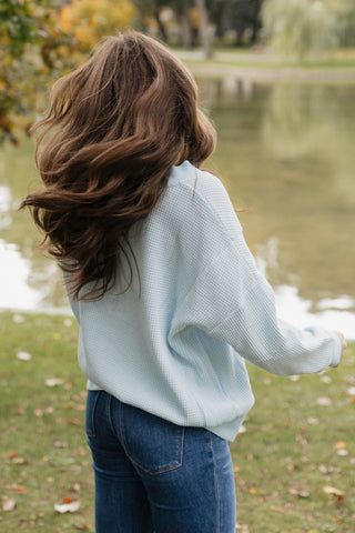 Waffle V Neck / Sky Blue