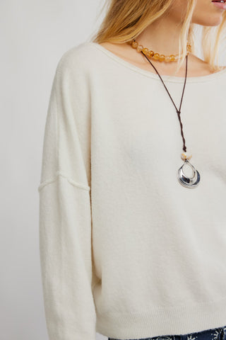 See Me Pullover / White Combo