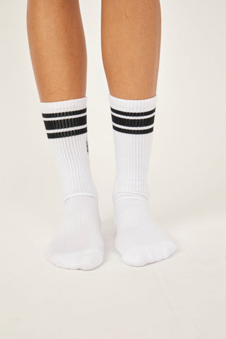Movement Logo Stripe Tube / White