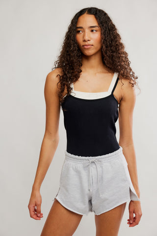Knockout Short / White Heather Grey