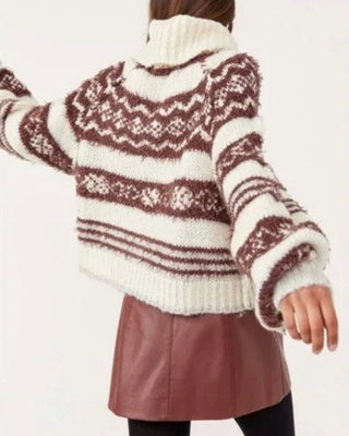 Check Me Out Pullover