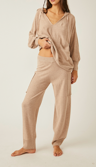 Snuggle Season Pullover Oatmeal