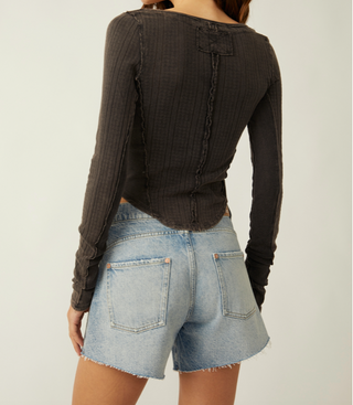 Eyes on You Long Sleeve Black