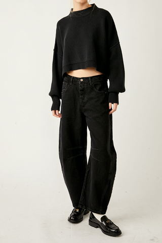 Easy Street Crop Pullover Black