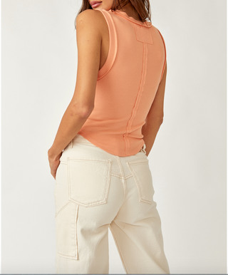 Kate Tee Grapefruit Seltzer