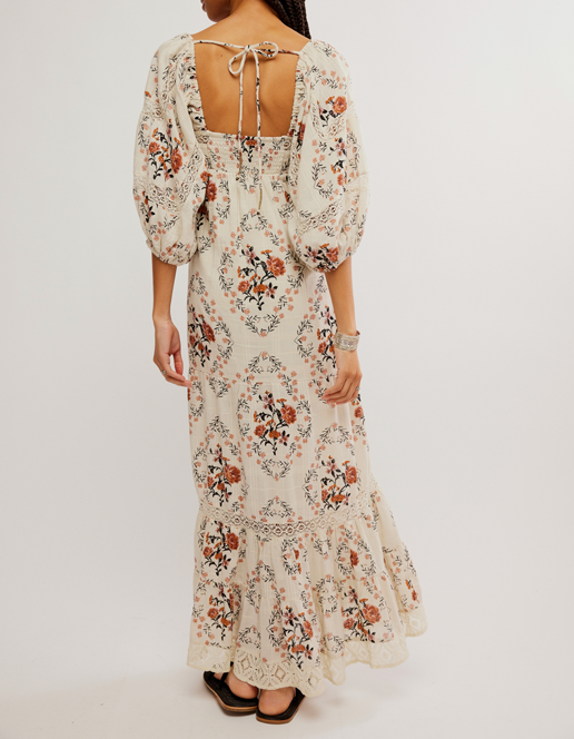 All the Attitude Printed Maxi Light Combo