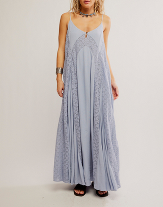 Trail Of Flowers Maxi / Dried Hydrangea