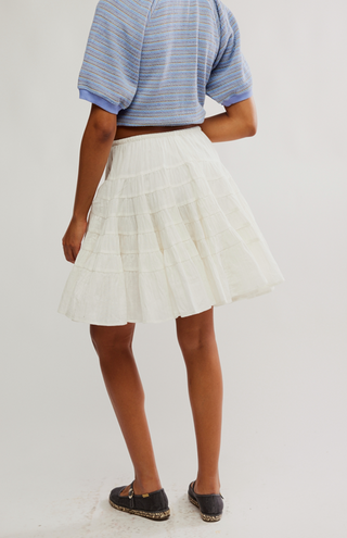 Many Layers Midi Skirts / Clean Ivory