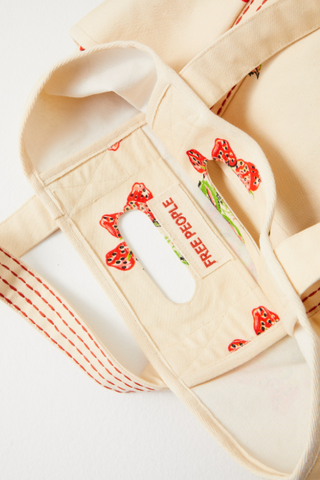 Printed Caravan Tote / Strawberry