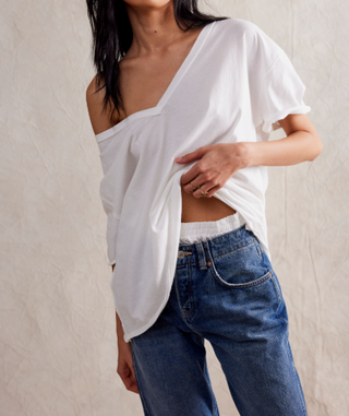 Nina Tee V / Ivory
