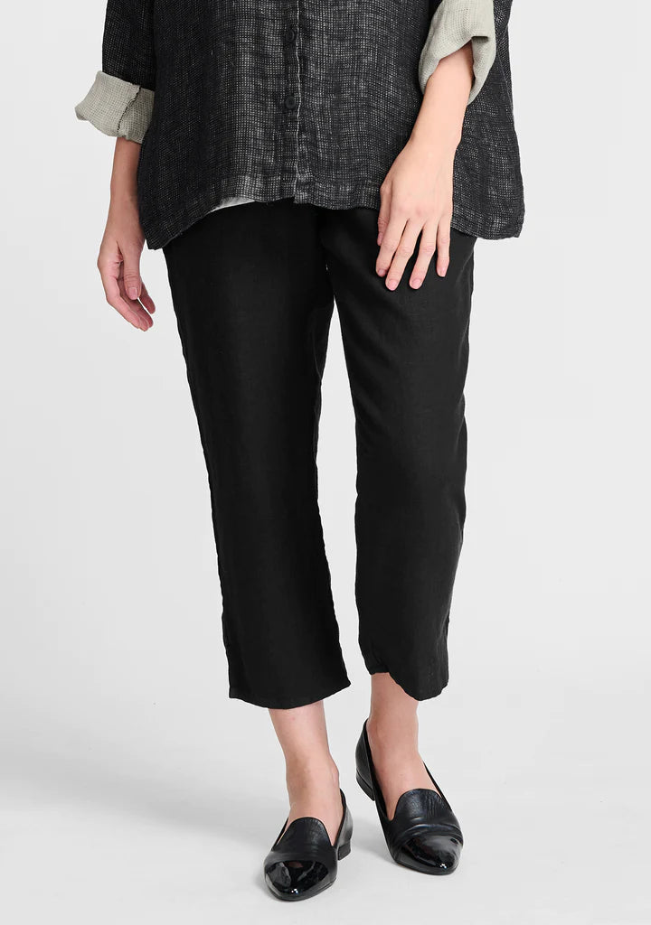 Pocketed Ankle Pant Black