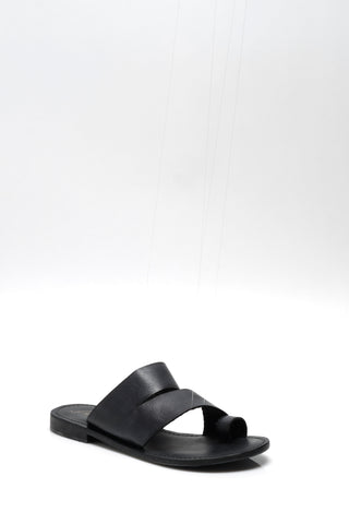 Abilene Toe Loop Sandal / Washed Black