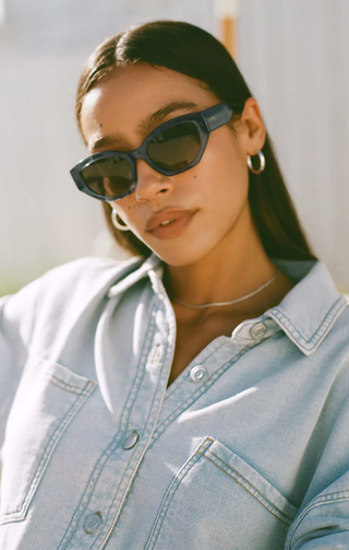 Love Sick Polarized Sunglasses / Dark Indigo