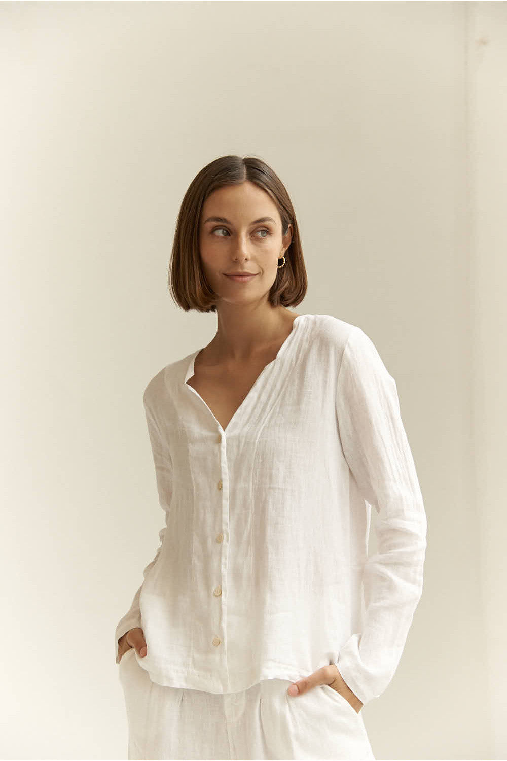 Load image into Gallery viewer, Eulalia Linen Blouse
