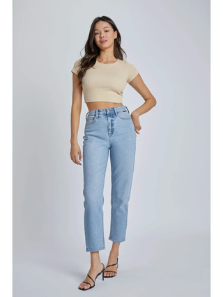 High Rise Mom Jean Classic Medium Wash