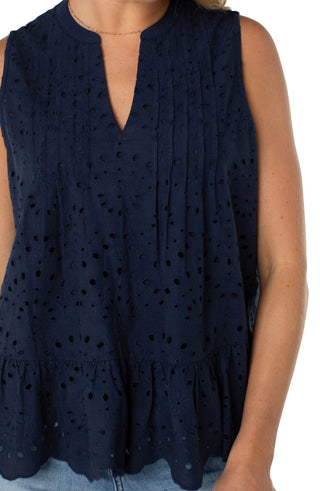 Sleeveless Pintuck Woven Top / Navy
