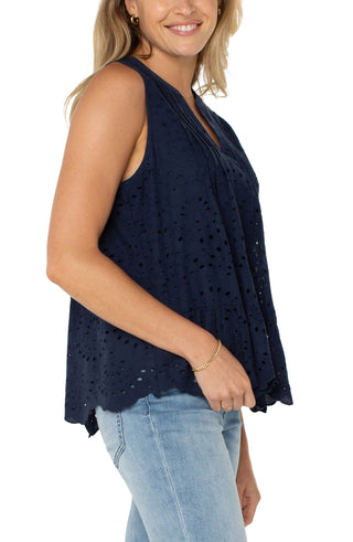 Sleeveless Pintuck Woven Top / Navy